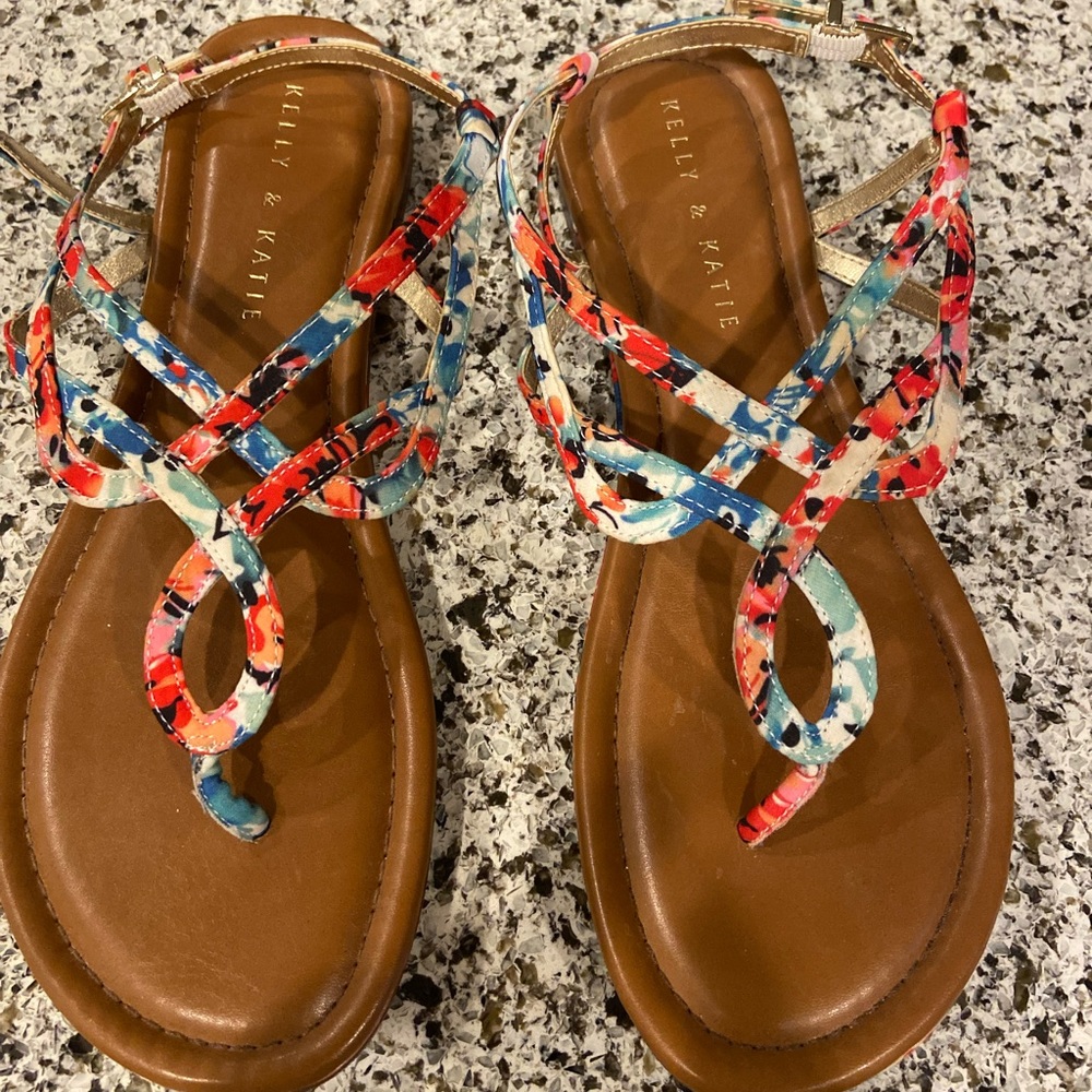 Kelly & Katie sandal NWOT